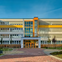 Schulgebäude der Hundertwasser Gesamtschule