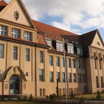 Schulgebäude des Gotthold-Ephraim-Lessing-Gymnasiums Neubrandenburg
