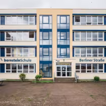 Schulgebäude der bernsteinSchule Ribnitz-Damgarten
