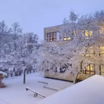 Schulgebäude der Regionale Schule mit Grundschule Insel Poel im Winter