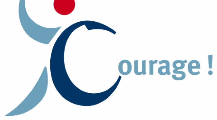 Logo vom NDC. Courage Schriftzug, das C is eine Figur